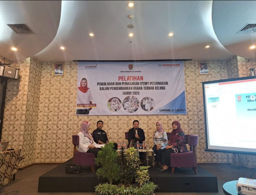 Support from Agribusiness Master Program FPP Undip in Rabbit Farming Business Development