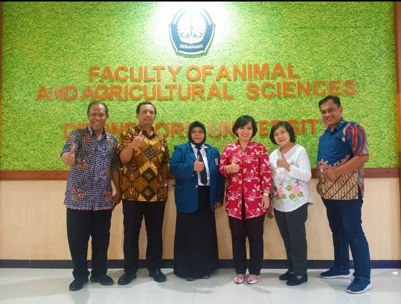 Penyuluh Terbaik dari Kabupaten Blora Memperoleh Gelar Cumlaude dari PS S2 Agribisnis FPP Undip