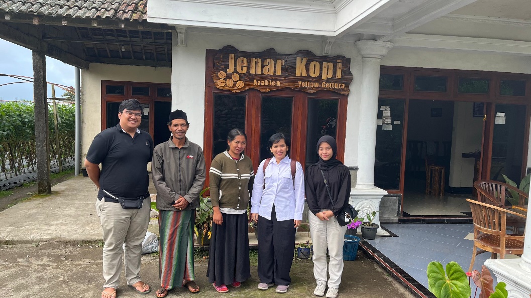 Developing Community Empowerment Program as part of Project-Based Learning (PjBL) Implementation